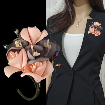 Корейская модная брошь в виде цветка из ткани, Булавки для женщин, украшения ручной работы, Кардиган, Корсажи для костюмов, Роскошные Свадебные броши, Аксессуары - Изображение 1  